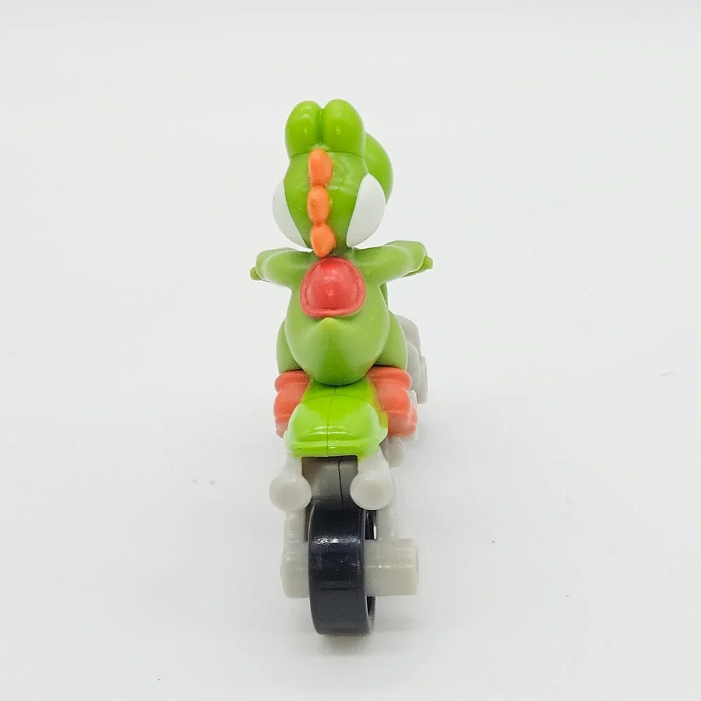 Nintendo Mario Kart Yoshi Motorcycle Toy Unisex OS Green 2022 Happy Meal Figure